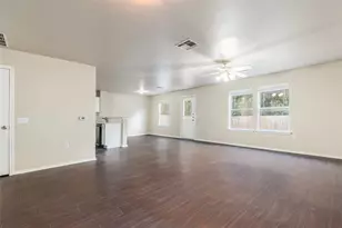 8712 Dittmar Oaks Dr, Austin, TX 78748 - Photo 14