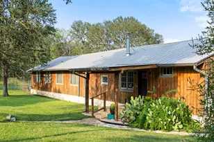 317 Walnut Creek Rd, Bastrop, TX 78602 - Photo 2