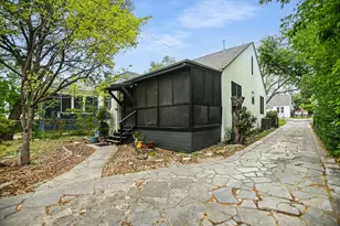 605 Texas Ave, Austin, TX 78705 - Photo 22