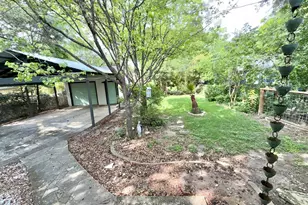 605 Texas Ave, Austin, TX 78705 - Photo 20