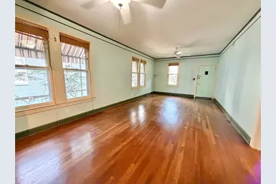 605 Texas Avenue, Austin, TX 78705 - Photo 2