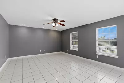 [Address not provided], Hutto, TX 78634 - Photo 12