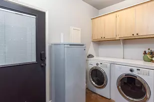 1900 Red Rock Dr, Round Rock, TX 78665 - Photo 10