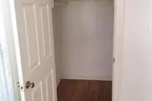 2104 Enfield Rd, Austin, TX 78703 - Photo 4