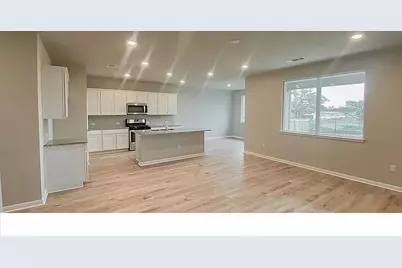 10612 Gonzales Ranger Pass, Austin, TX 78754 - Photo 2