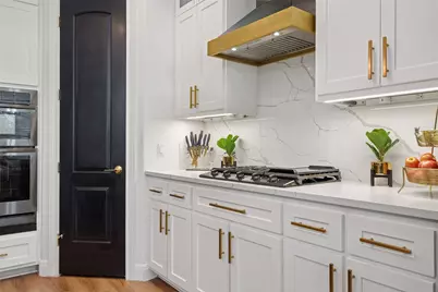 144 Sebastians Run, Austin, TX 78738 - Photo 10