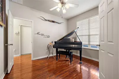 326 Comal Run, Hutto, TX 78634 - Photo 6