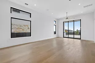 10105 Milky Way Dr, Austin, TX 78730 - Photo 10