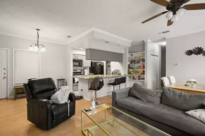 915 W 23rd Street #203, Austin, TX 78705 - Photo 4