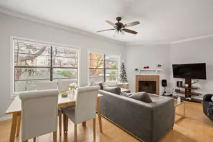 915 W 23rd St, Austin, TX 78705 - Photo 2