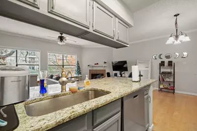 915 W 23rd Street #203, Austin, TX 78705 - Photo 8
