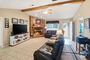 2770 Trey Ln, Brenham, TX 77833 - Photo 2