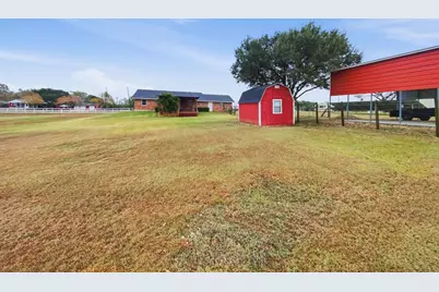 2770 Trey Lane, Brenham, TX 77833 - Photo 22