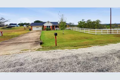 2770 Trey Lane, Brenham, TX 77833 - Photo 14
