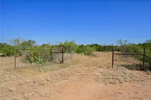 1033 Flying X Rd, Spicewood, TX 78669 - Photo 24