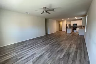 1801 Th Johnson, Taylor, TX 76574 - Photo 4