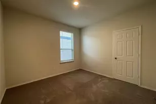 1801 Th Johnson, Taylor, TX 76574 - Photo 10