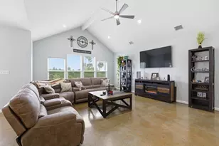 152 Spring Hollow Trail, Smithville, TX 78957 - Photo 2