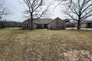 211 Longspur Dr, Buda, TX 78610 - Photo 1