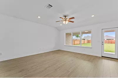 252 Rivers Edge Drive, Georgetown, TX 78628 - Photo 16