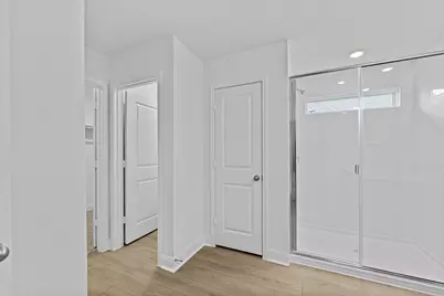 252 Rivers Edge Drive, Georgetown, TX 78628 - Photo 6