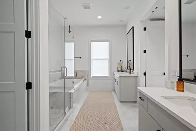 1719 Spyglass Drive #7, Austin, TX 78746 - Photo 16