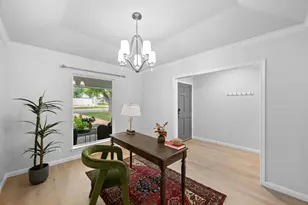 6104 Carry Back Ln, Austin, TX 78746 - Photo 14