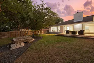 6104 Carry Back Ln, Austin, TX 78746 - Photo 34
