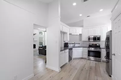 2208 Mimosa Trail, Round Rock, TX 78664 - Photo 10