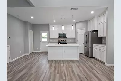 173 Chickasaw, Smithville, TX 78957 - Photo 6