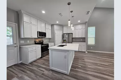 173 Chickasaw, Smithville, TX 78957 - Photo 10