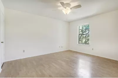 12022 Cherie Drive, Austin, TX 78758 - Photo 14