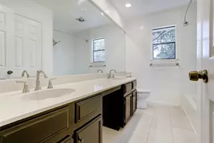 12022 Cherie Dr, Austin, TX 78758 - Photo 12