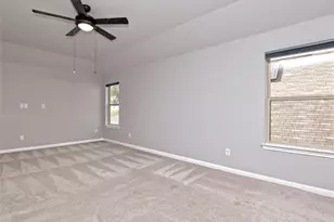 2005 Garretts Way, Manchaca, TX 78652 - Photo 12