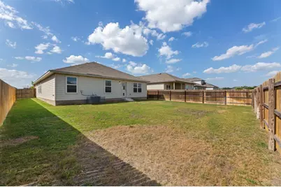 117 Freedom Park Avenue, Liberty Hill, TX 78642 - Photo 26
