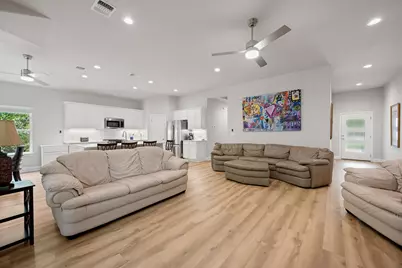 2503 Wilson Avenue, Lago Vista, TX 78645 - Photo 10