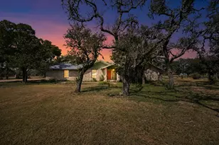29 Country Oaks Dr, Buda, TX 78610 - Photo 26