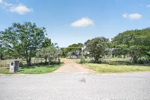 29 Country Oaks Dr, Buda, TX 78610 - Photo 48