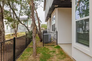 12001 Vista Parke Dr, Austin, TX 78726 - Photo 12