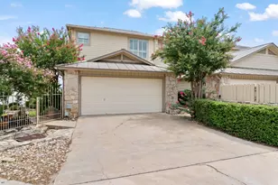 625 Horseshoe Bay Blvd, Horseshoe Bay, TX 78657 - Photo 2