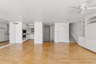 625 Horseshoe Bay Blvd, Horseshoe Bay, TX 78657 - Photo 10