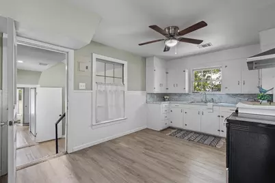 1121 Lexington Street, Taylor, TX 76574 - Photo 12