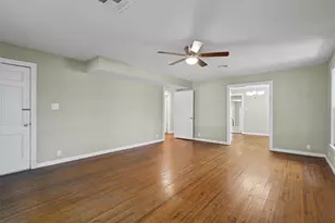 1121 Lexington St, Taylor, TX 76574 - Photo 6
