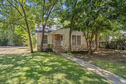 1121 Lexington Street, Taylor, TX 76574 - Photo 1
