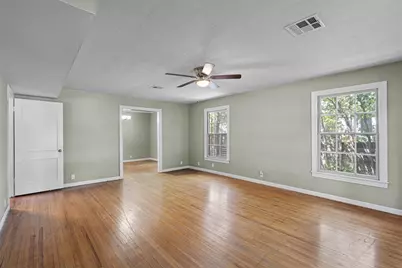 1121 Lexington Street, Taylor, TX 76574 - Photo 4