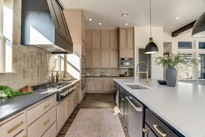 202 Brown Saddle Cove, Driftwood, TX 78619 - Photo 14