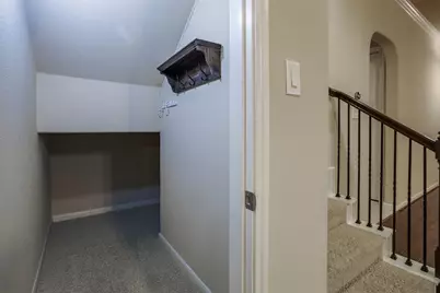 13512 Hymeadow Circle, Austin, TX 78729 - Photo 8