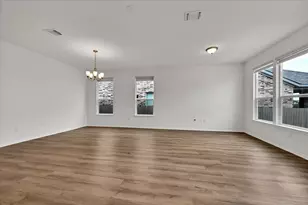 8013 Philbrook Dr, Austin, TX 78744 - Photo 6