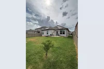 8013 Philbrook Drive, Austin, TX 78744 - Photo 32