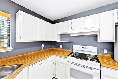 8401 Siskin Cove, Austin, TX 78745 - Photo 12